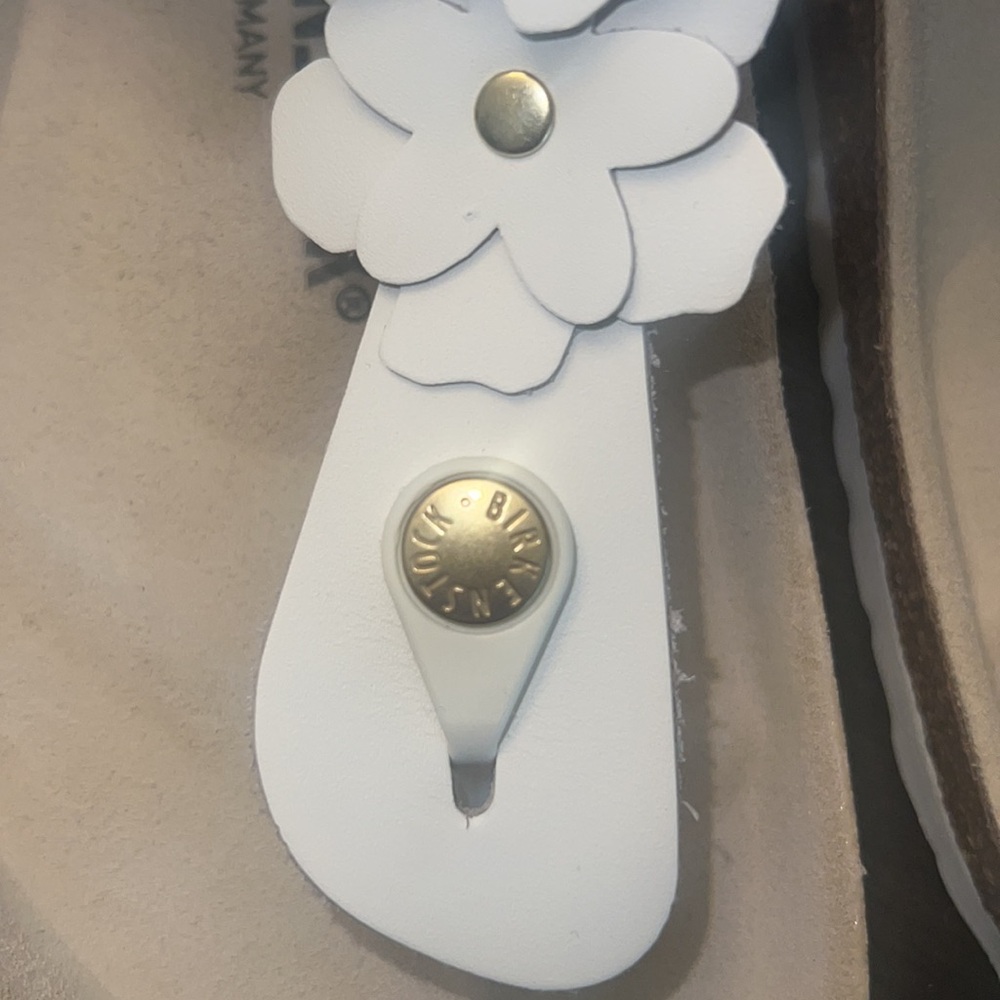 Birkenstock White Sandals with Floral Design - Picture 8 of 13